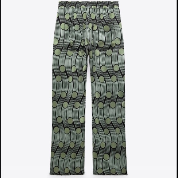 Zara Green Patterned Matching Set - Picture 3 of 6